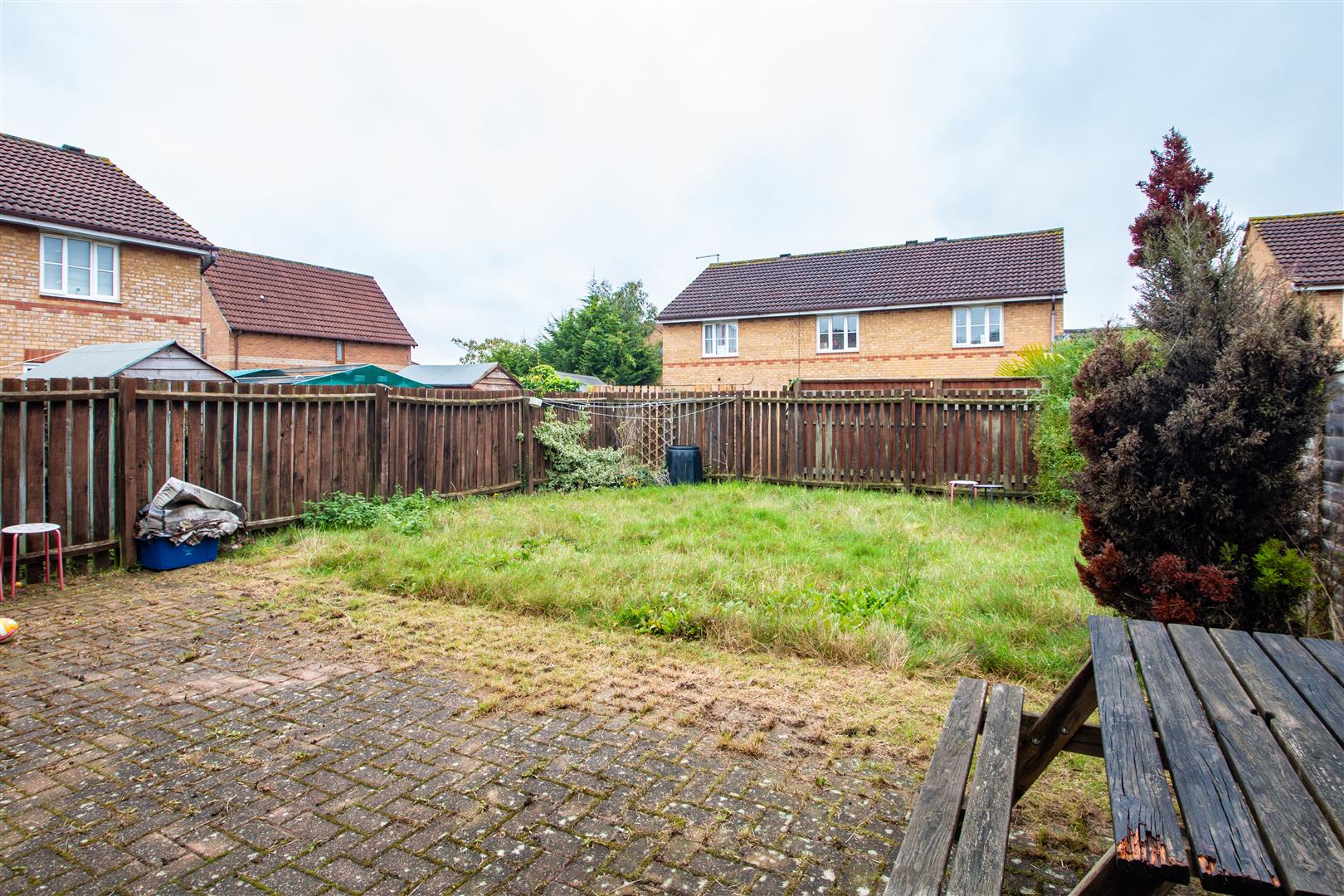 Chicksands Avenue, Monkston, Milton Keynes